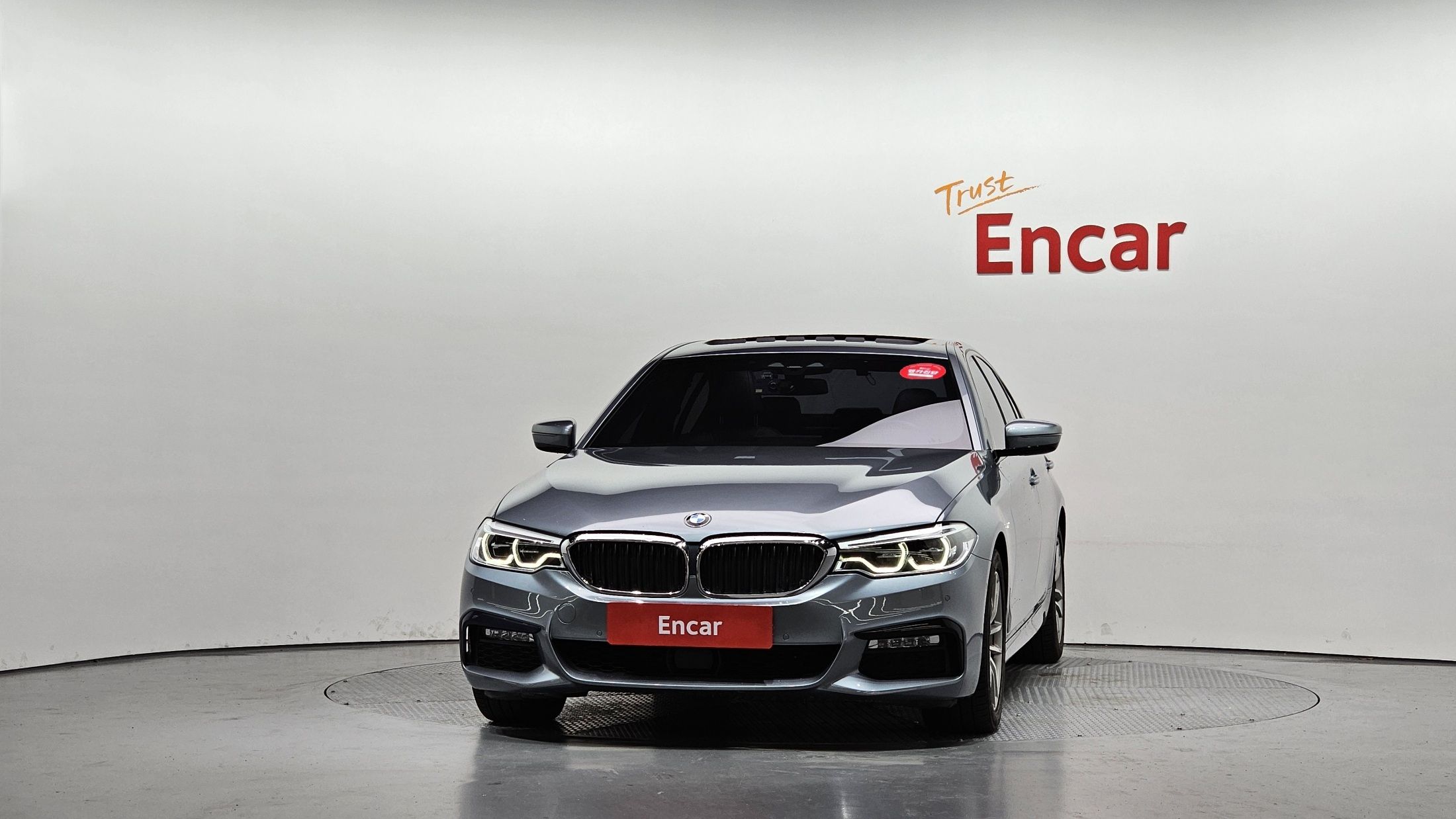 BMW 5-SERIES G30 2017