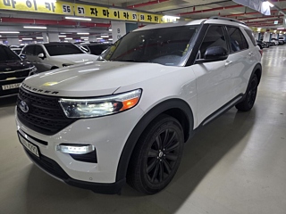 FORD EXPLORER 2021