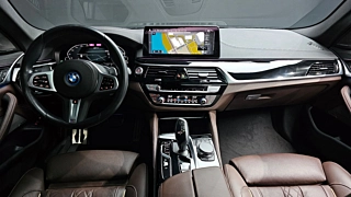 BMW 5-SERIES G30 2023