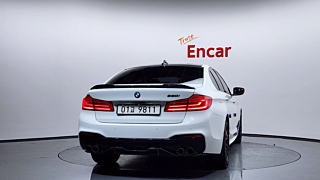 BMW 5-SERIES G30 2017