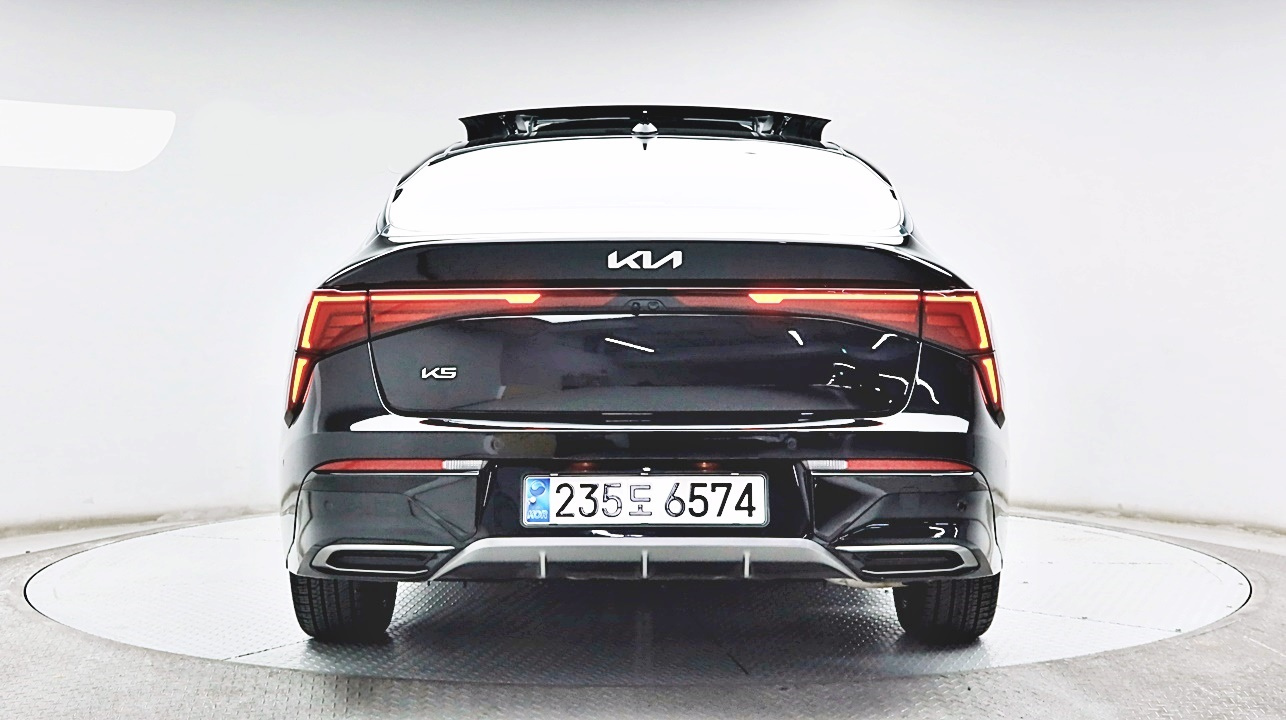 KIA K5 2023