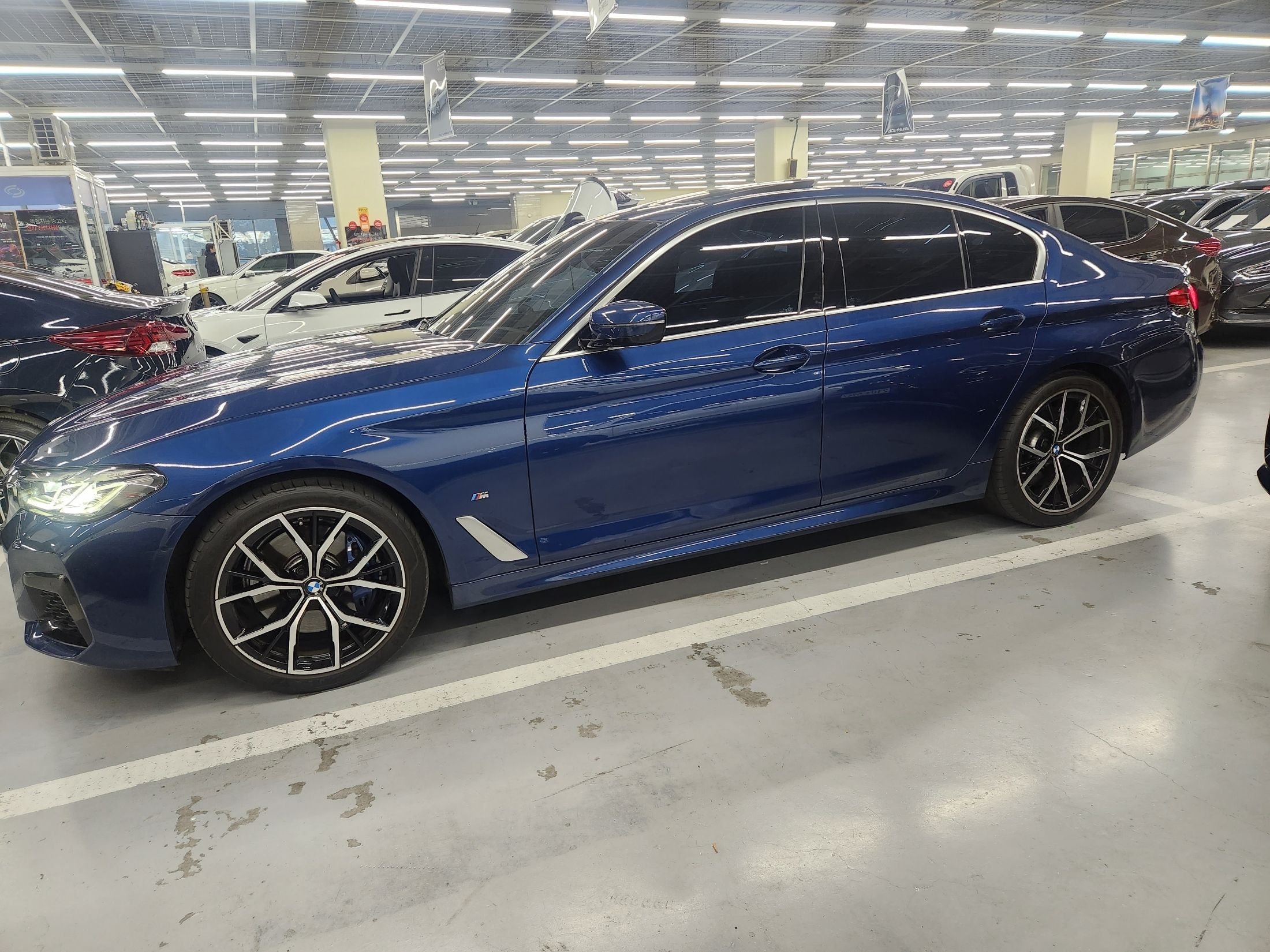 BMW 5-SERIES G30 2020