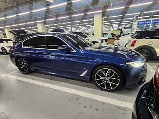 BMW 5-SERIES G30 2020