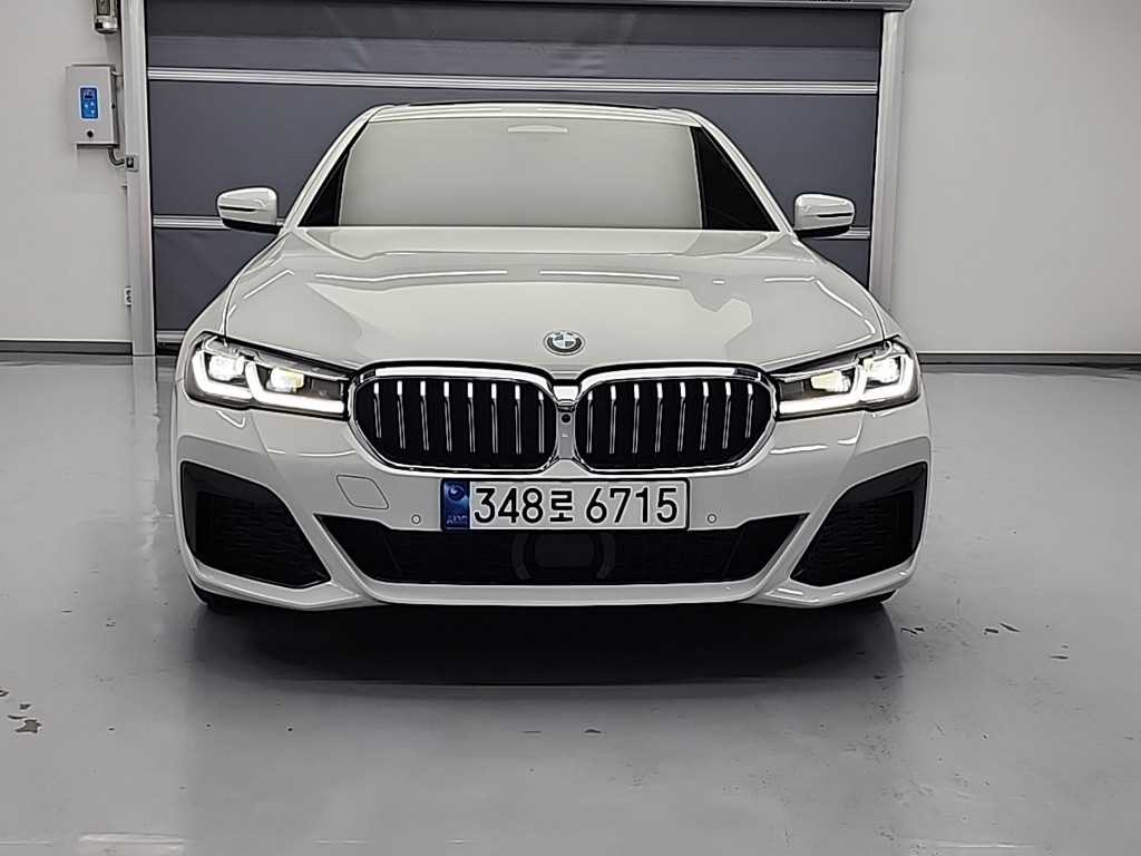 BMW 5-SERIES G30 2023