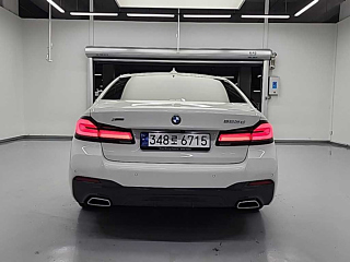 BMW 5-SERIES G30 2023