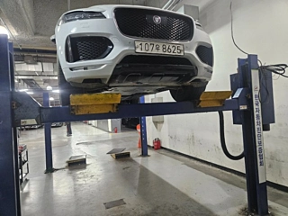 Заказать JAGUAR F-PACE