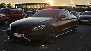 MERCEDES BENZ C-CLASS W205 2016