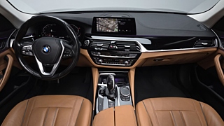 BMW 5-SERIES G30 2019