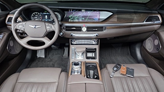 GENESIS G90 2019