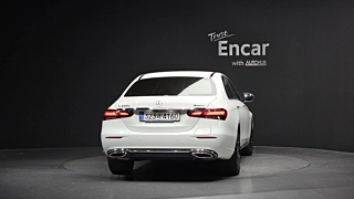 MERCEDES BENZ E-CLASS W213 2020