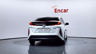 TOYOTA PRIUS PRIME 2017