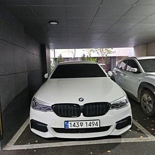 BMW 5-SERIES G30 2018