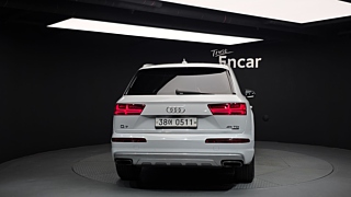 AUDI Q7 4M 2016