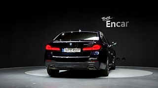 BMW 5-SERIES G30 2022