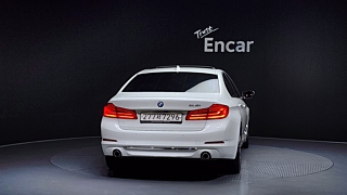 BMW 5-SERIES G30 2018