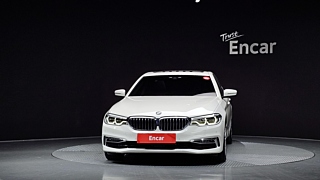 BMW 5-SERIES G30 2019
