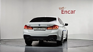 BMW 5-SERIES G30 2020