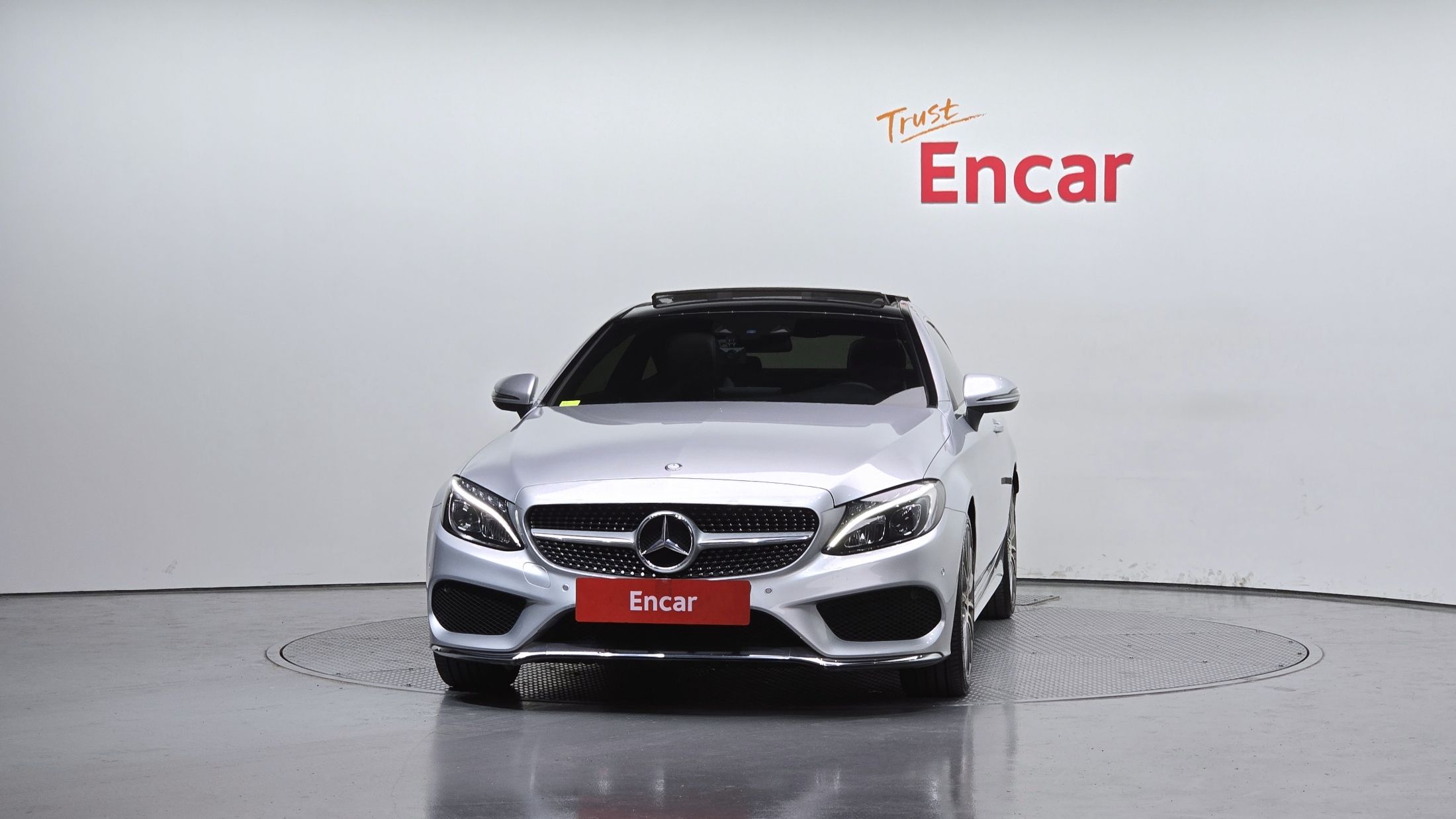 MERCEDES BENZ C-CLASS W205 2016