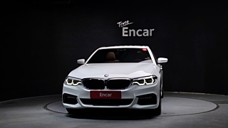 BMW 5-SERIES G30 2020