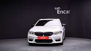 BMW 5-SERIES G30 2017