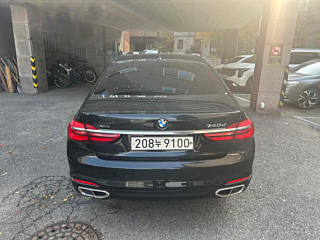 BMW 7-SERIES G11 2017