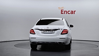 MERCEDES BENZ E-CLASS W213 2018