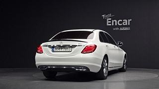 MERCEDES BENZ C-CLASS W205 2017