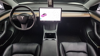 TESLA MODEL 3 2021
