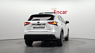LEXUS NX300H 2016