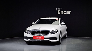 MERCEDES BENZ E-CLASS W213 2019