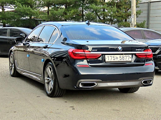 BMW 7-SERIES G11 2017