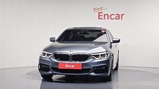 BMW 5-SERIES G30 2017