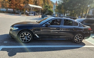 BMW 5-SERIES G30 2021