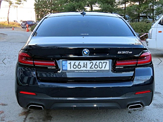 BMW 5-SERIES G30 2021
