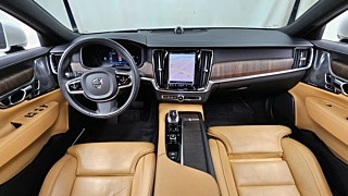 VOLVO S90 2021