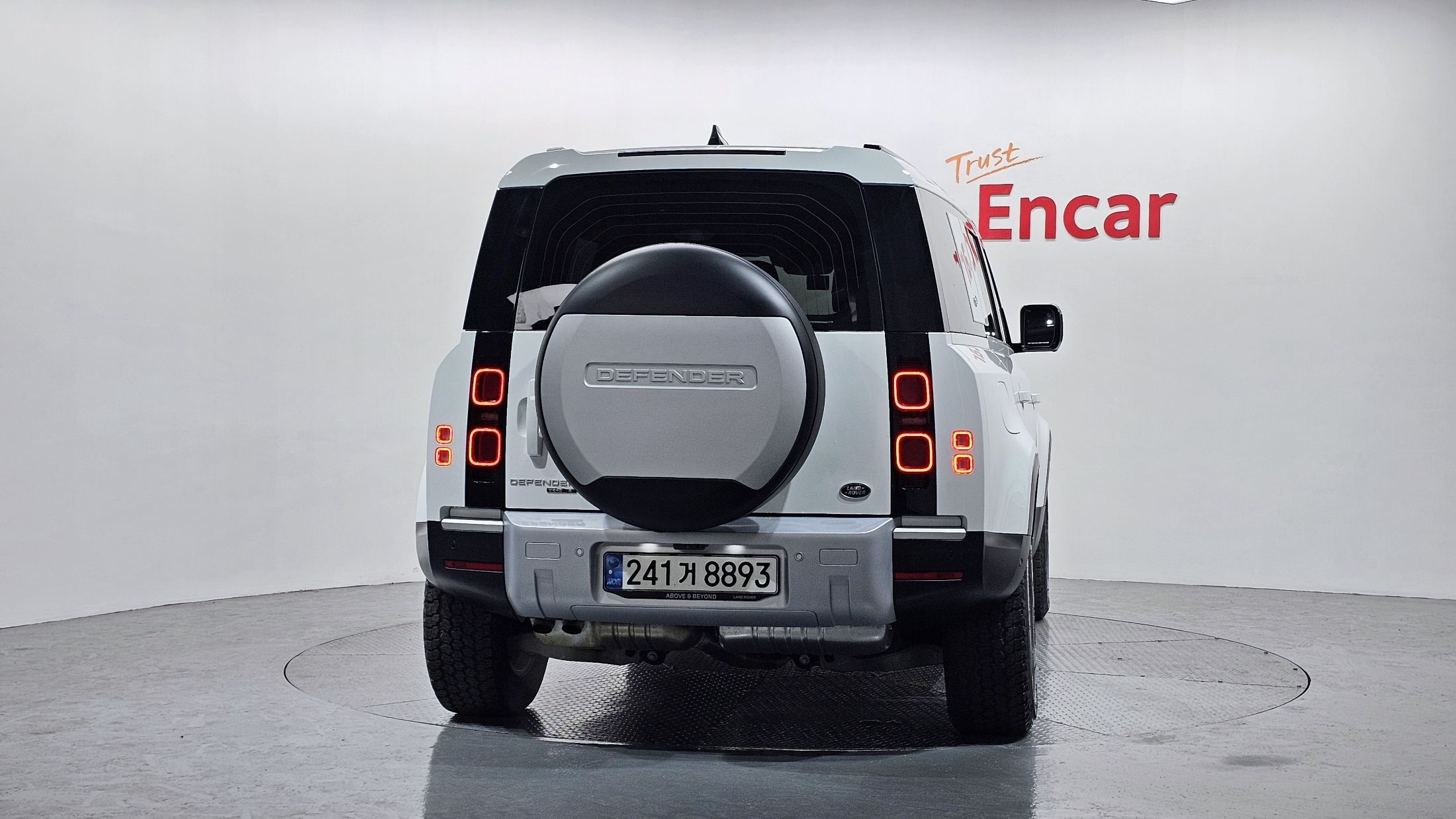 LAND ROVER DEFENDER L663 2020