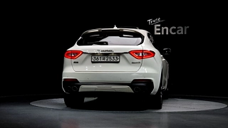 MASERATI LEVANTE 2018