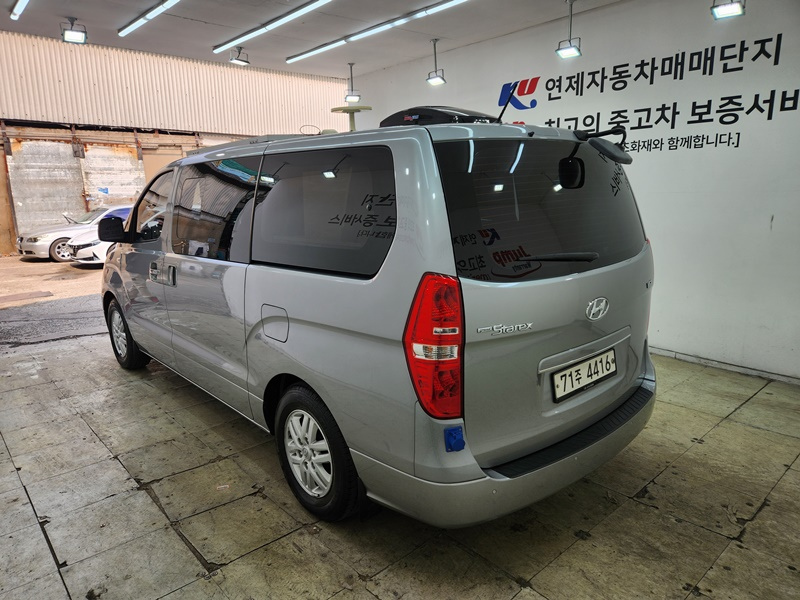 HYUNDAI STAREX GRAND 2016