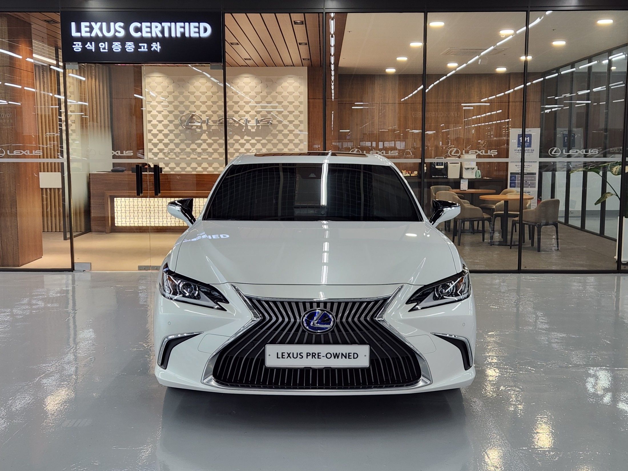 LEXUS ES300H 2020