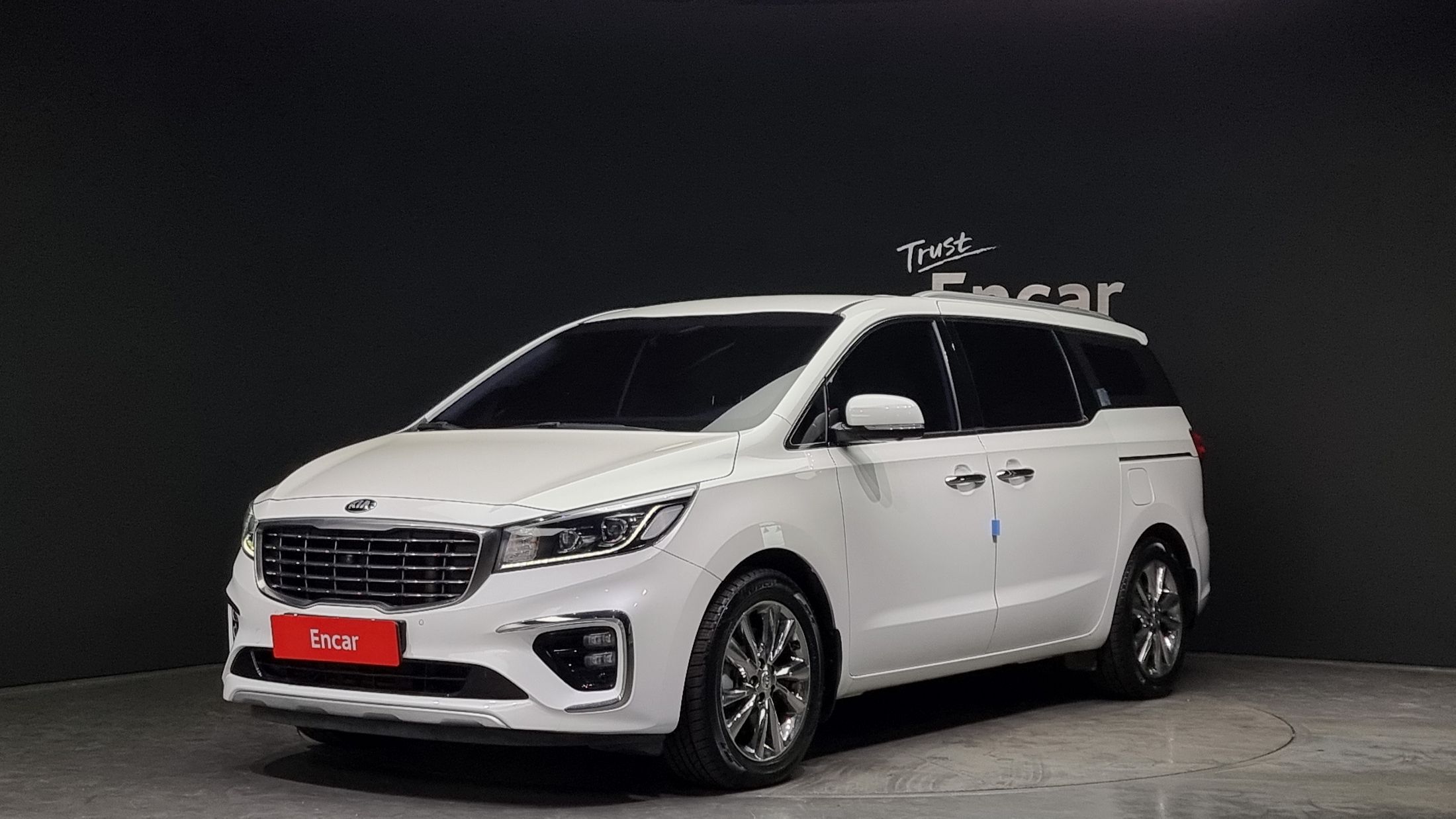KIA CARNIVAL 2019