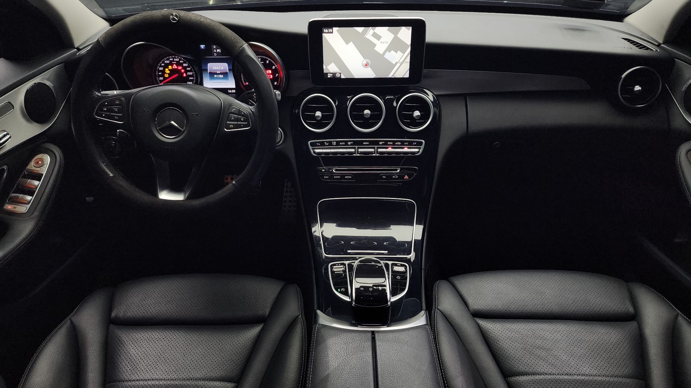 MERCEDES BENZ C-CLASS W205 2015