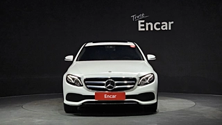 MERCEDES BENZ E-CLASS W213 2019