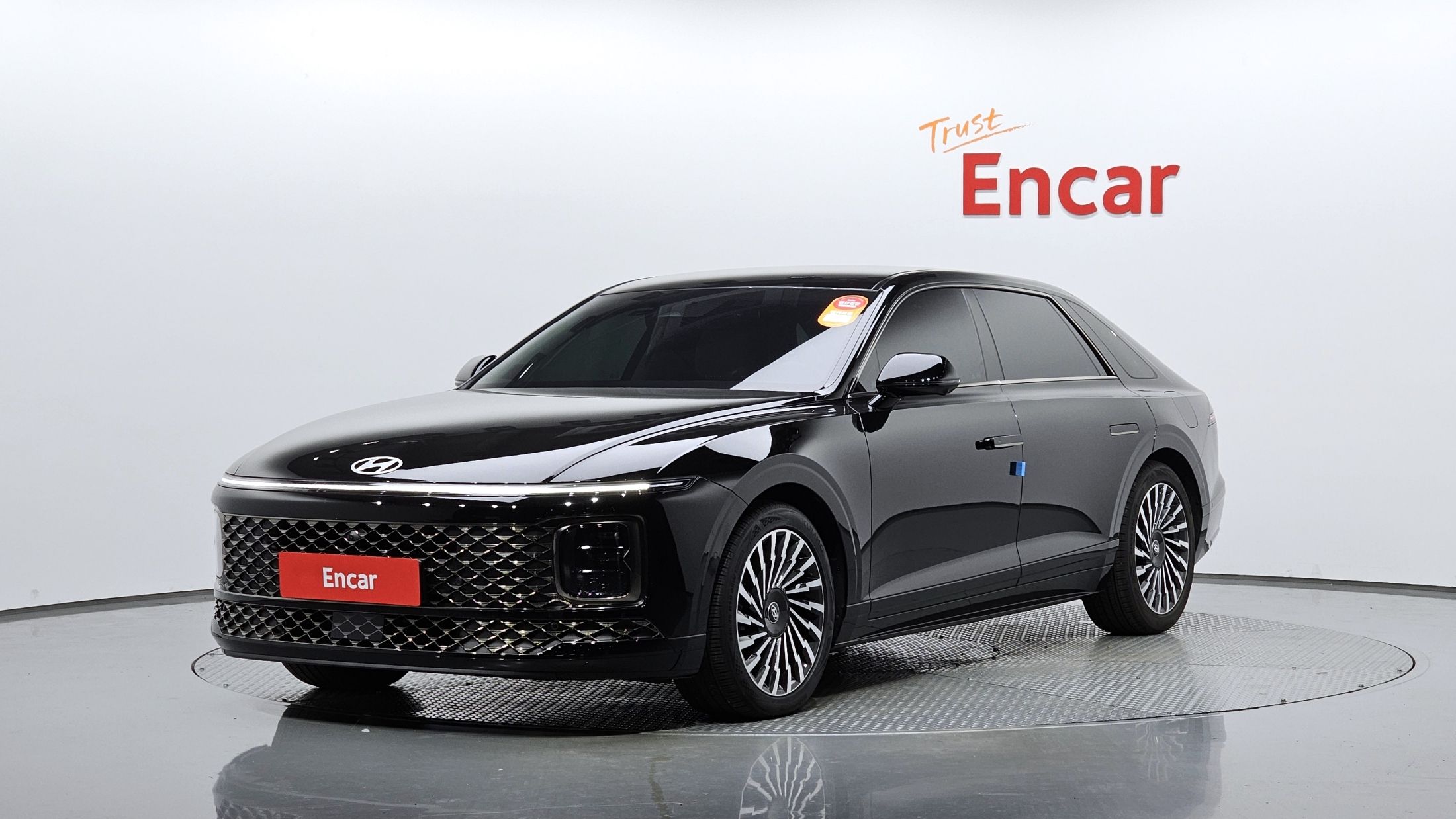 HYUNDAI GRANDEUR HYBRID GN7 2023