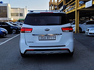 KIA CARNIVAL 2017