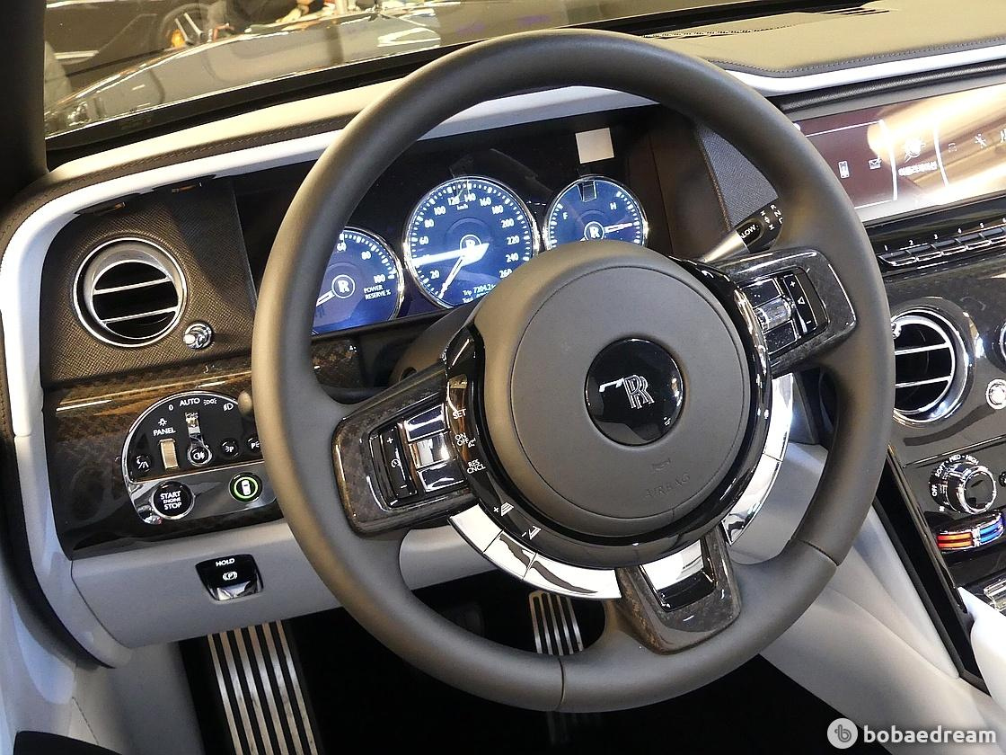 ROLLS ROYCE CULLINAN 2023