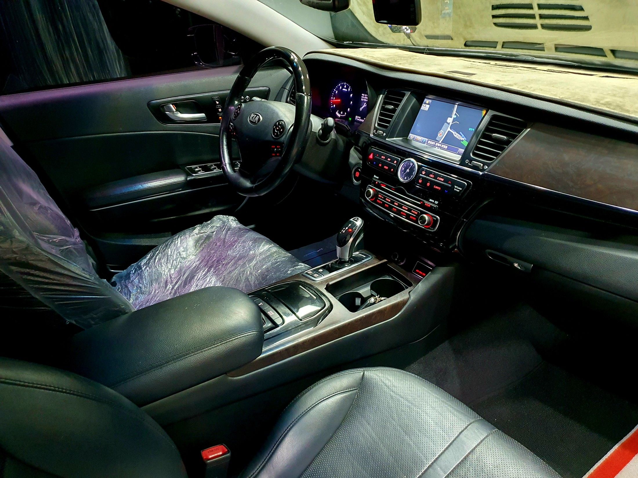 KIA K9 2012