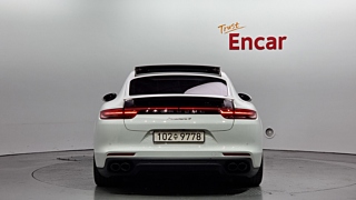 PORSCHE PANAMERA 971 2018