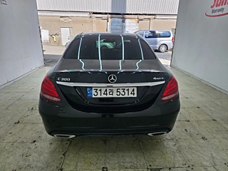 MERCEDES BENZ C-CLASS W205 2017