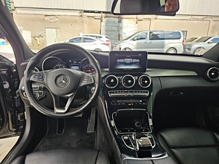 MERCEDES BENZ C-CLASS W205 2017