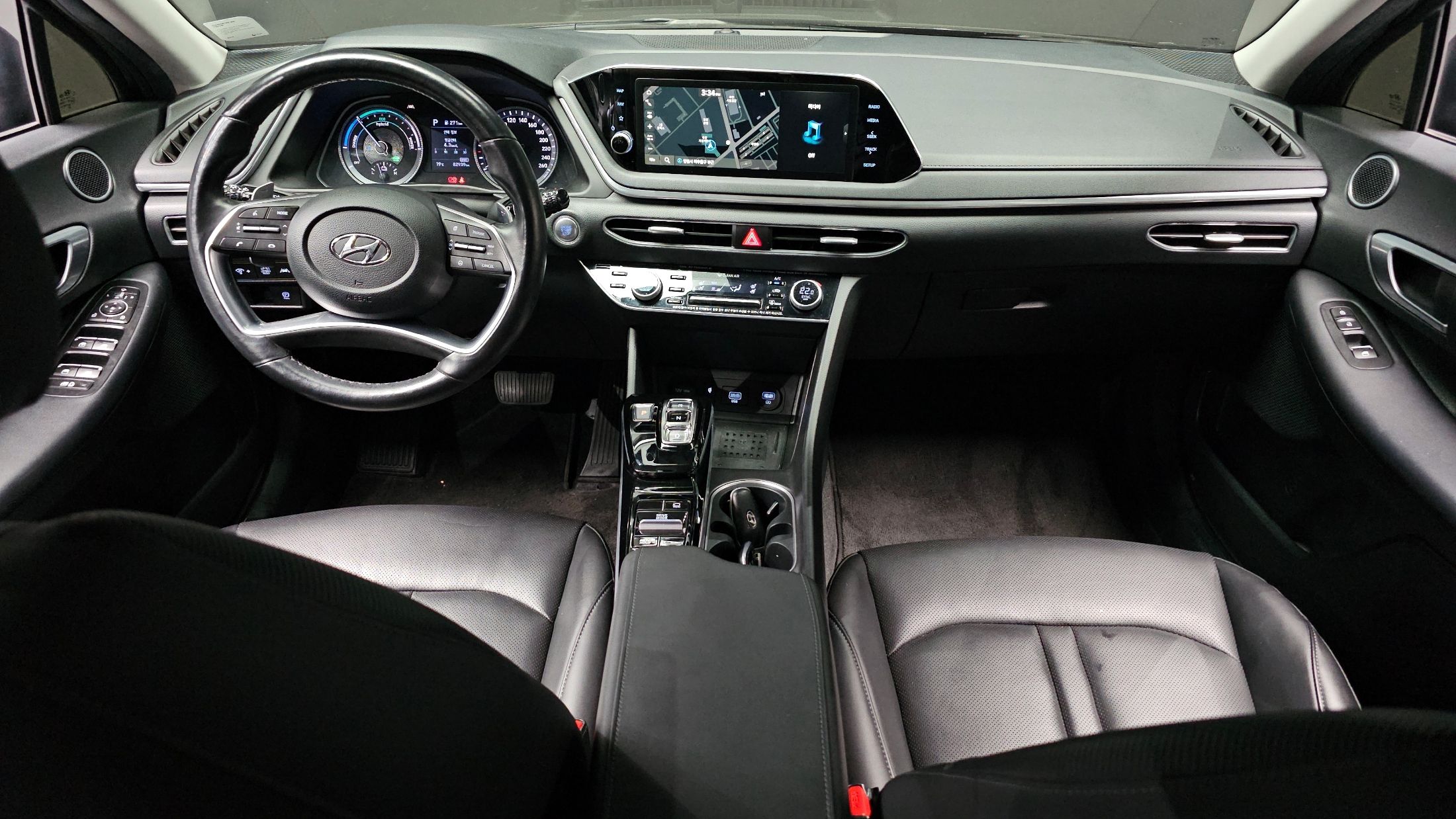 HYUNDAI SONATA HYBRID DN8 2020